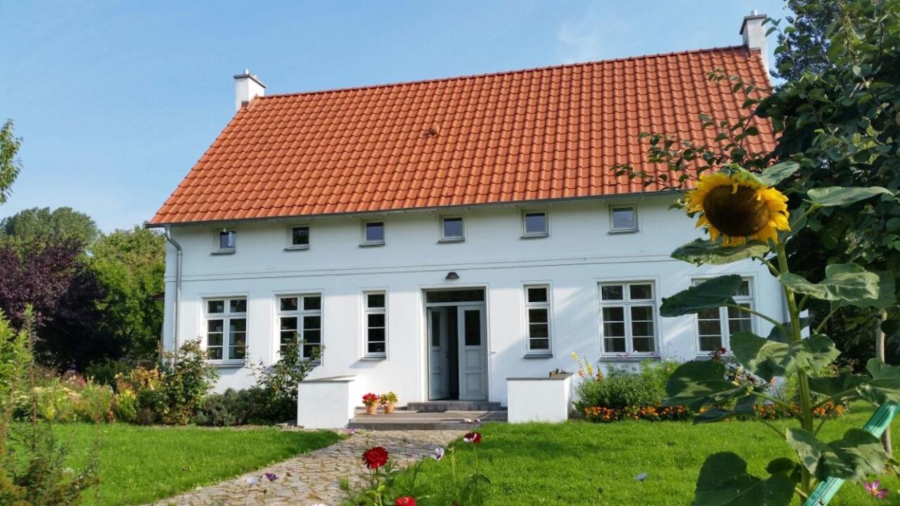 Traumhaftes Luxus-Ferienhaus Warnkenhagen  外观 照片